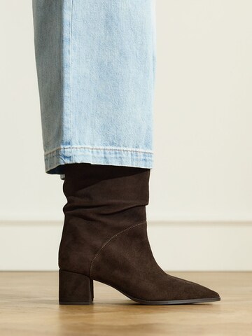 Bottines MANFIELD en marron : devant