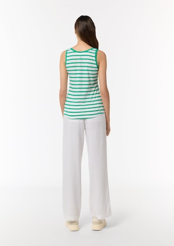 Top de la comma casual identity pe verde: spate