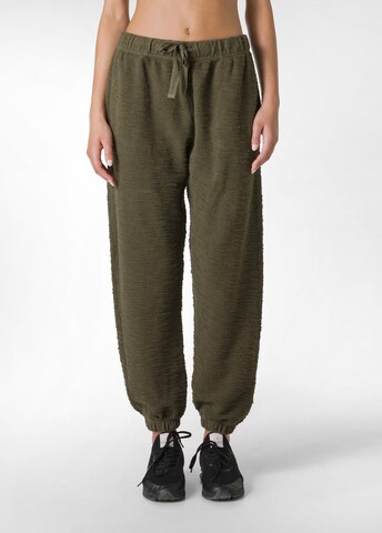 DEHA Tapered Trousers in Green: front