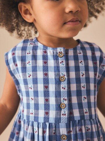 Next Overall in Blau