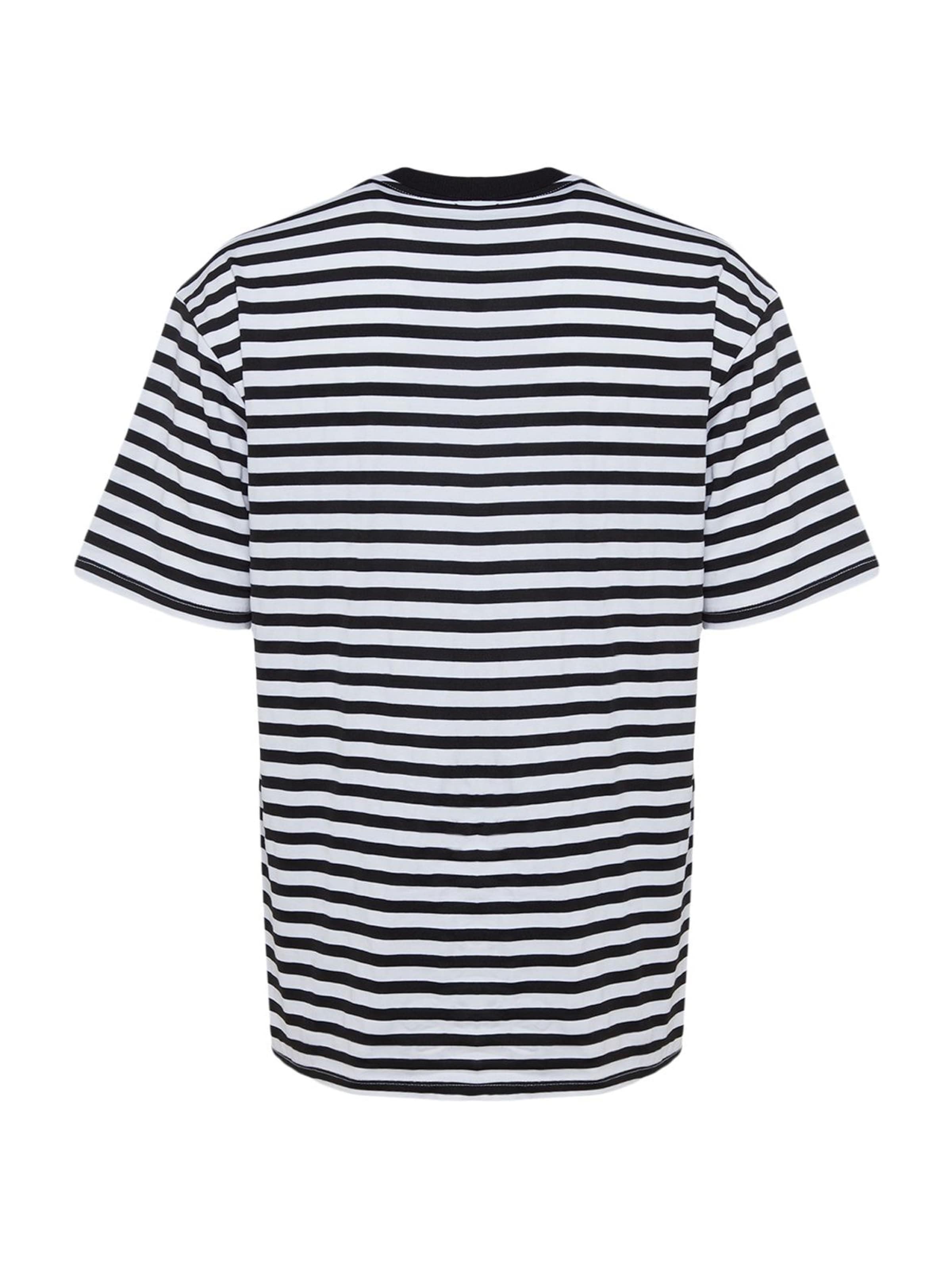 Maglietta di Trendyol in nero