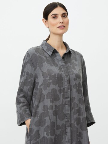 Robe-chemise 'MaNimeso' Masai en gris