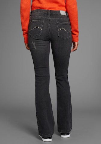 KangaROOS Flared Jeans in Black