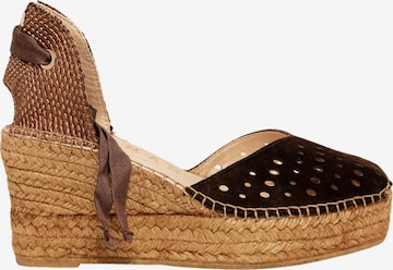 Alhamas Sandal 'Alpargata Cuña 8 cm' in Brown: front
