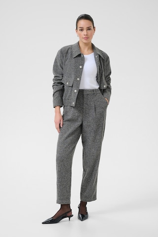 Kaffe regular Bukser med lægfolder 'KAAlba' i grå