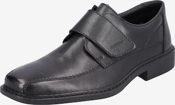 Chaussure basse Rieker en noir : devant