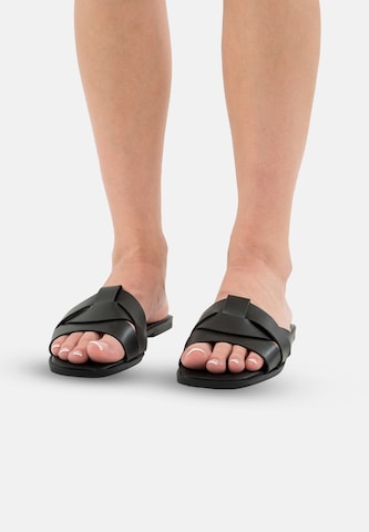 Salinyang Pantoletter i sort