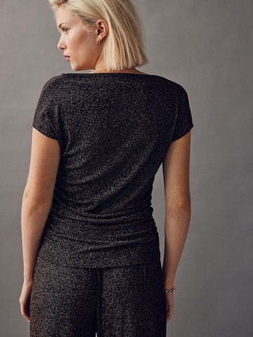 Next Μπλουζάκι σε καφέ