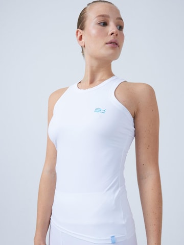 SPORTKIND Sporttop 'Tanktop High Neck' in Wit: voorkant