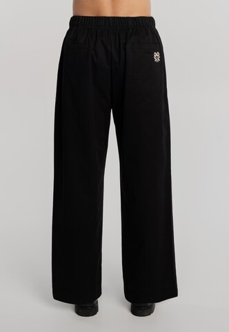 Another Cotton Lab - Loosefit Pantalón en negro