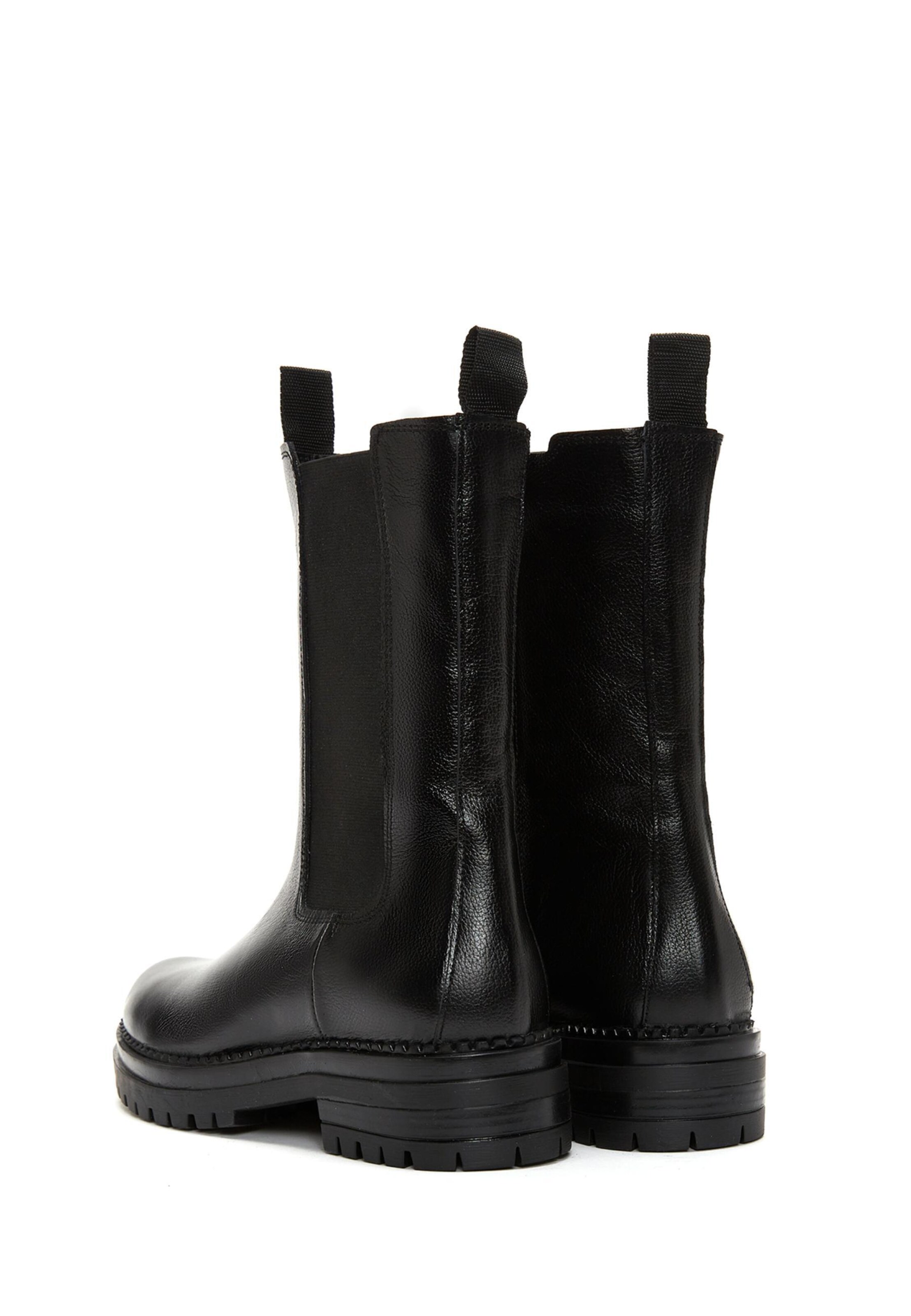 Derimod Chelsea boots in Black