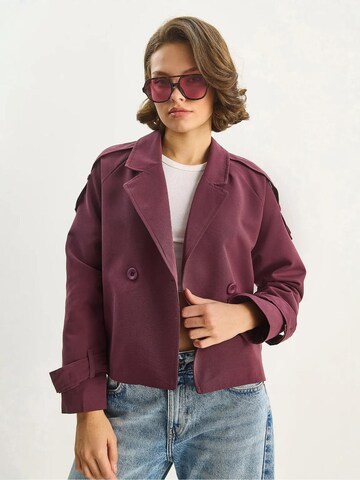 Bianco Lucci - Casaco meia-estação em vermelho