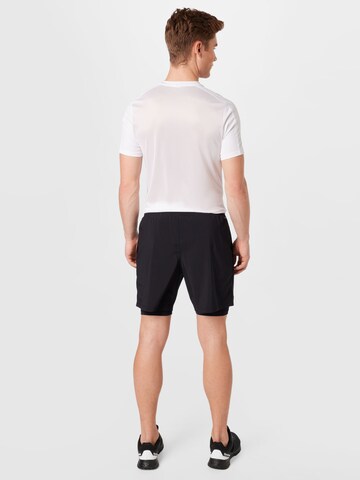 new balance Regular Sportshorts 'Core Run 2' in Schwarz