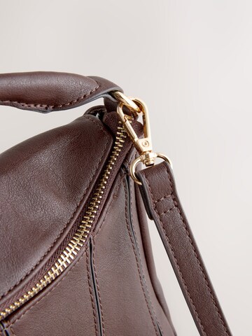 Geantă de umăr de la Next pe maro