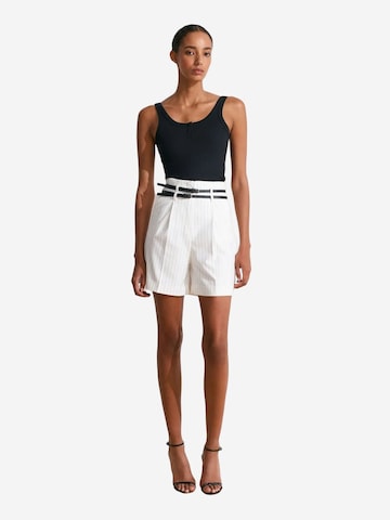 Top 'Blusen' di Dilvin in nero
