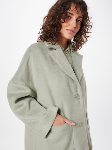 Karo Kauer Демисезонное пальто в Зеленый