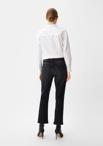comma casual identity Slimfit Jeans i svart: baksida