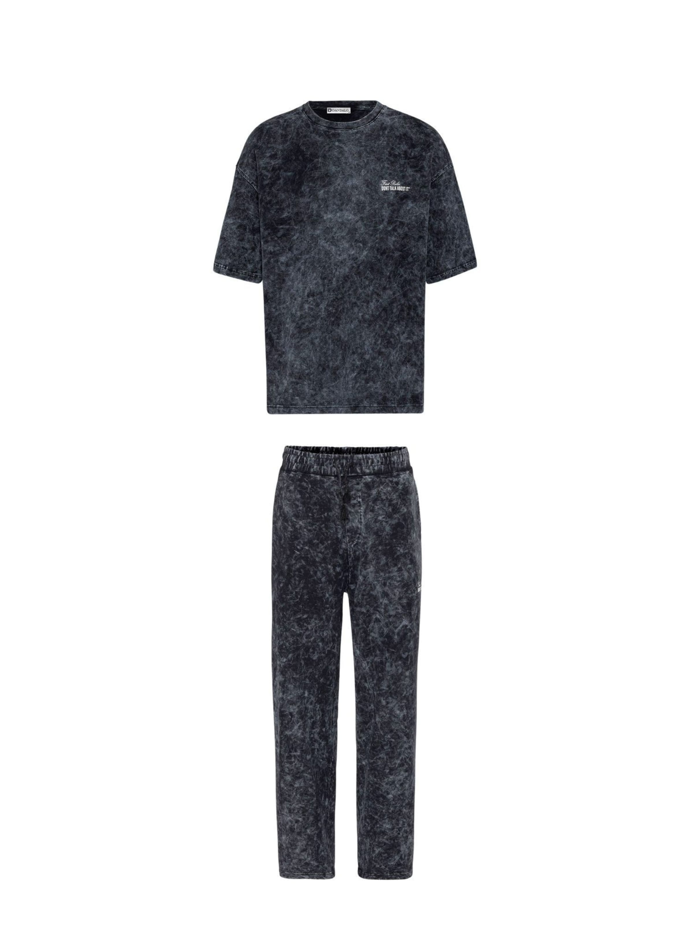 Trening de la Dandalo pe negru: față