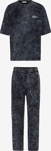 juoda Dandalo Treningas: priekis