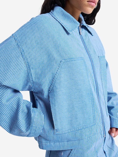 ROXY Starpsezonu jaka, krāsa - debeszils, Preces skats