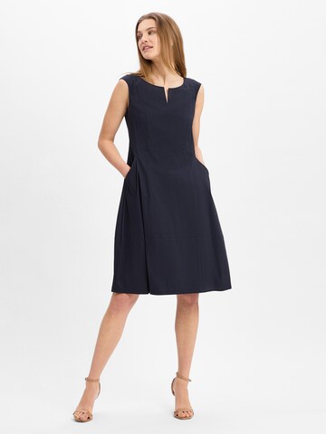 Vera Mont Dress in Blue: front