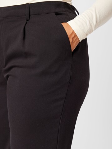 Loosefit Pantaloni con pieghe 'BLAKE' di Cotton On Curve in nero