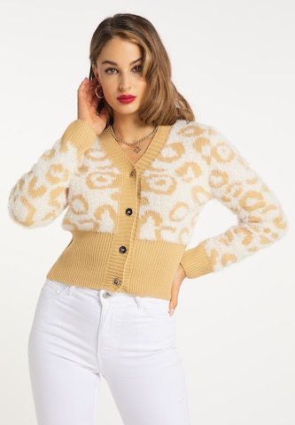 faina Knit Cardigan in White: front