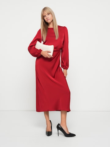 VILA - Vestido de noche 'VICLASS' en rojo