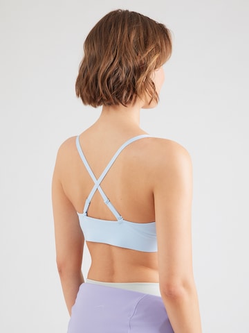 NIKE Triangel Sport bh in Blauw