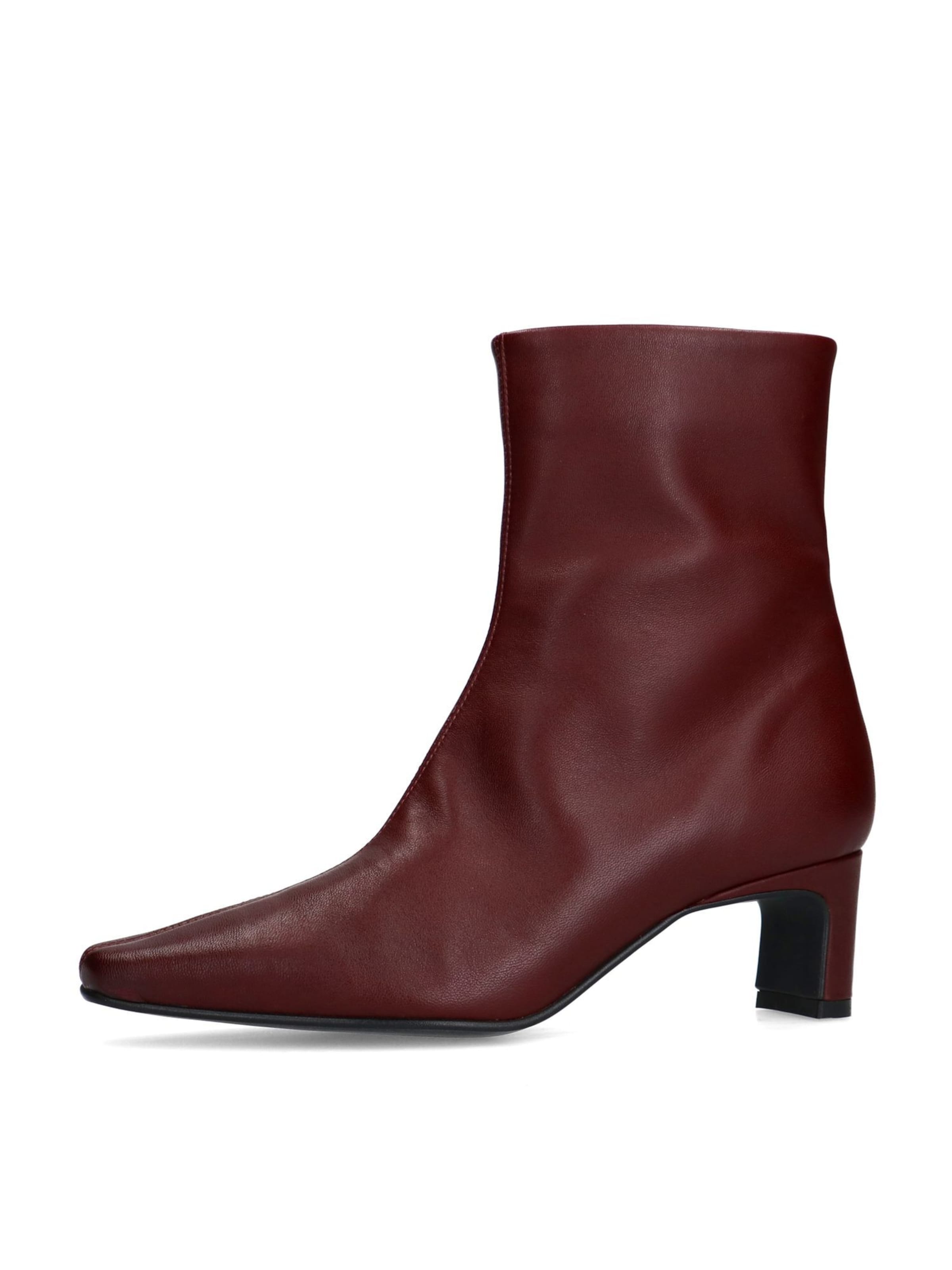 MANFIELD Ankle Boots in Red: front