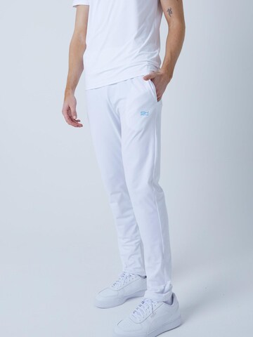 SPORTKIND Slimfit Sporthose 'Trainingshose schmal'‌‌‌‌‌‌‌‌ in Weiß: Vorderseite