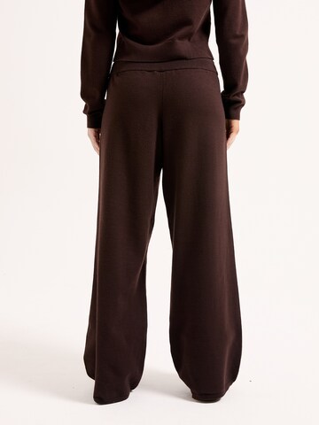 regular Pantaloni sportivi di Juicy Couture in marrone