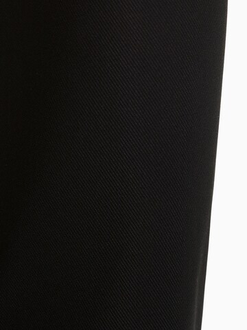 Bershka Flared Hose in Schwarz