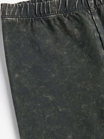 Next Skinny Leggings i grå