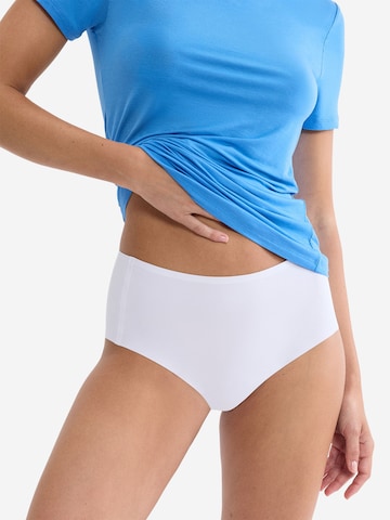 TRIUMPH Maxislip ' Red Label Summer Twist ' in Weiß: Vorderseite