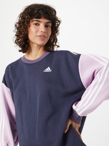 ADIDAS SPORTSWEARSportska sweater majica 'Essentials' - plava boja