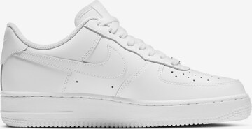 Nike Sportswear Низкие кроссовки 'AIR FORCE 1 07' в Белый