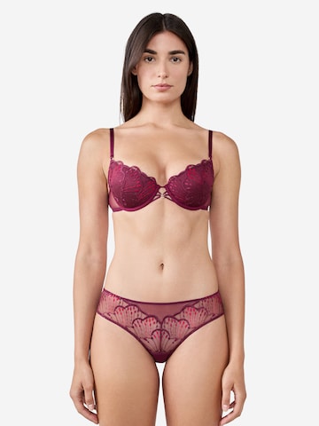 Panty di ETAM in rosso: frontale