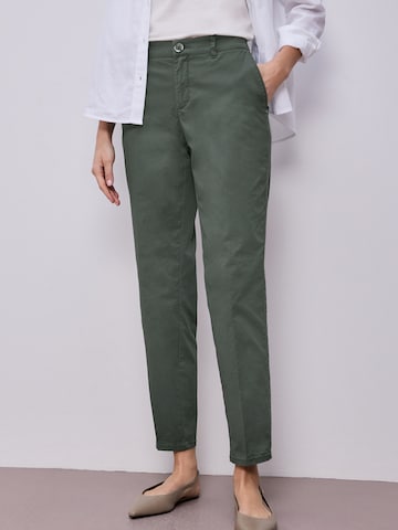 STREET ONE Regular Hose in Grün: Vorderseite