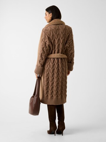 GUESS Between-Seasons Coat in Brown
