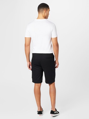 ABOUT YOU Regular Shorts 'Arvid' in Schwarz