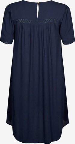 Robe 'MROWEN' Zizzi en bleu : devant