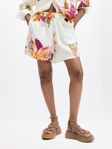 Desigual - Regular Calças em branco: frente