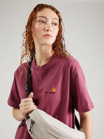 Carhartt WIP T-shirt 'American Script' i rosa