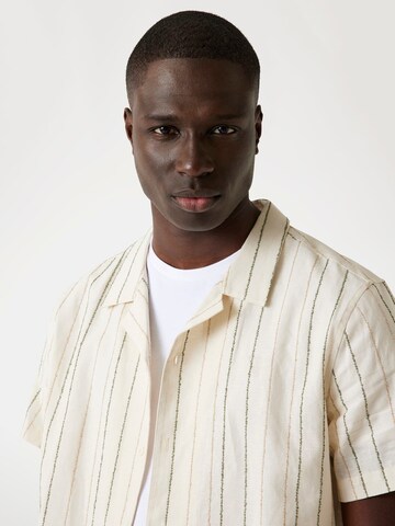 GUESS Regular Fit Hemd in Weiß