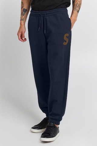 !Solid Tapered Broek 'Cael' in Blauw: voorkant