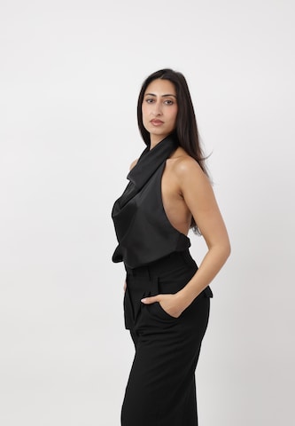 Elara Top in Black