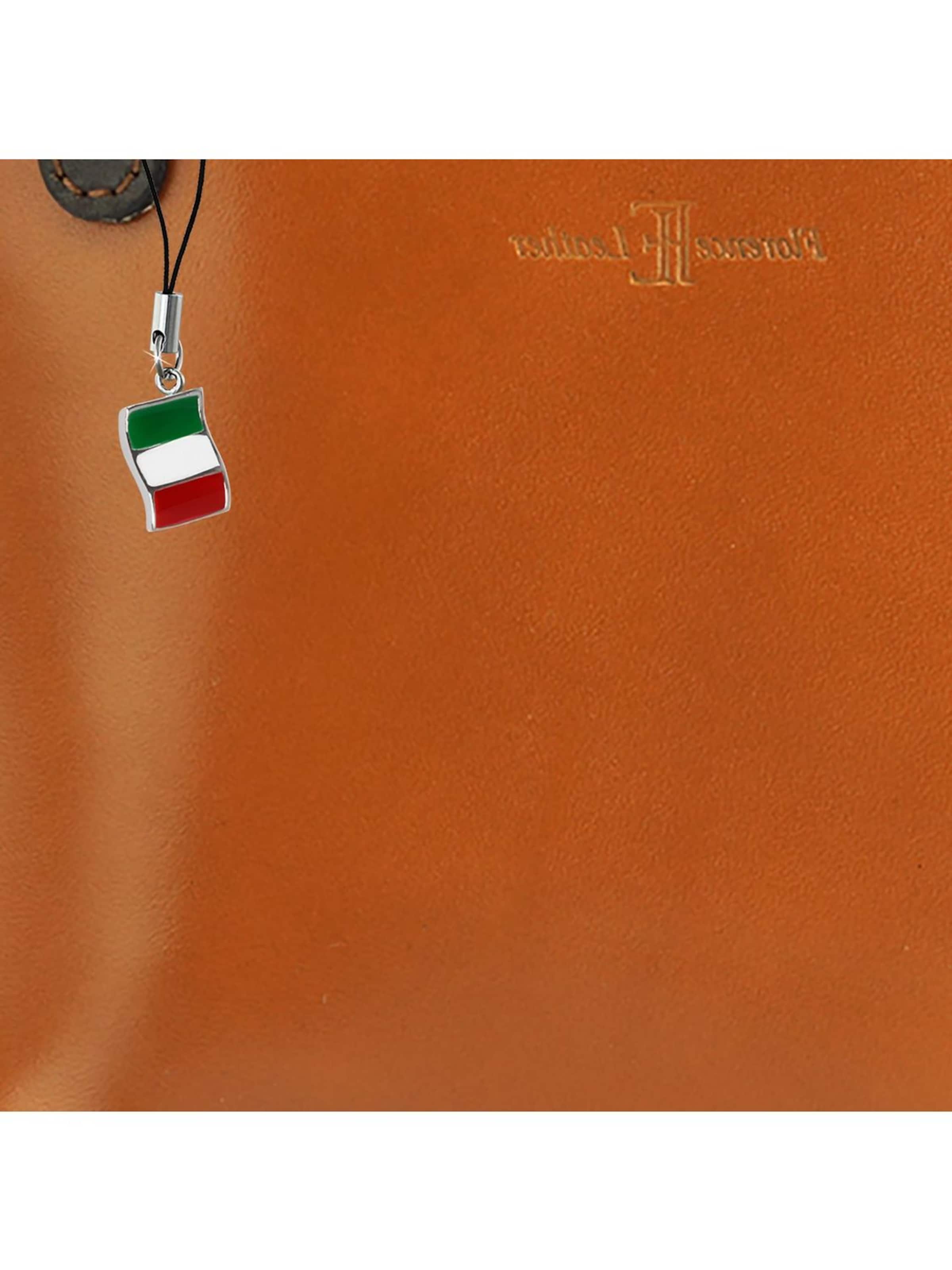 Florence Schoudertas in Bruin