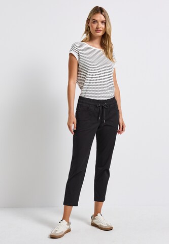 STREET ONE Slim fit Pants in Black