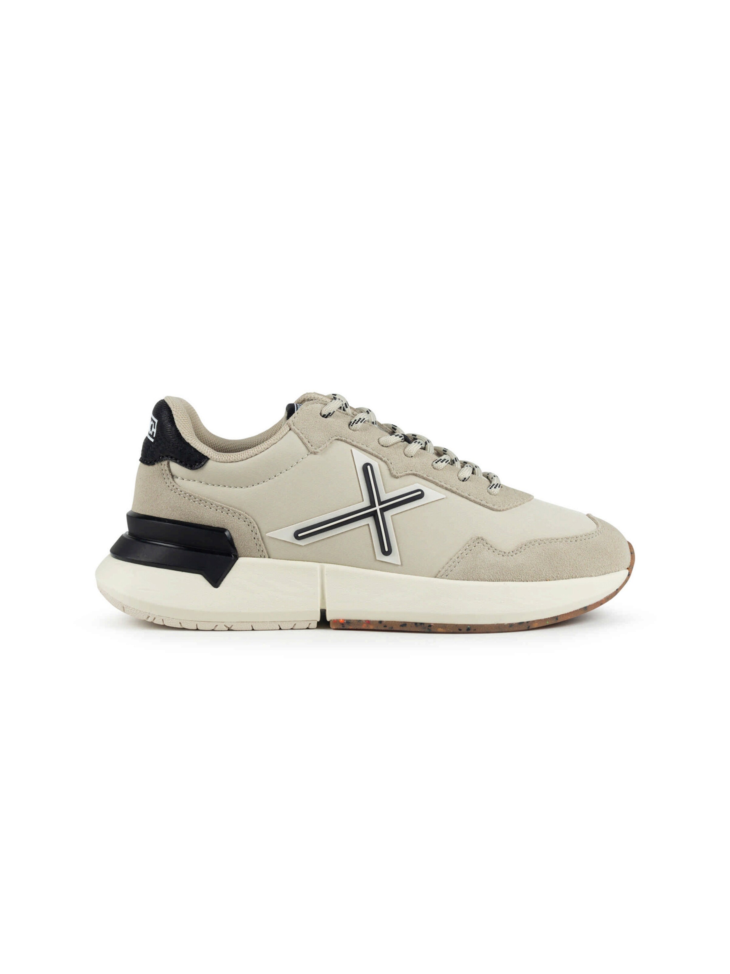 MUNICH Sneakers laag 'VERSUS' in Beige: zijkant